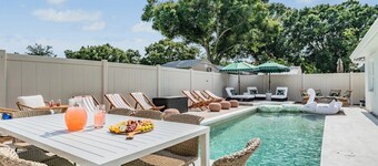 Tampa Bae House · Spacious South Tampa Home with Heated Pool + Patio