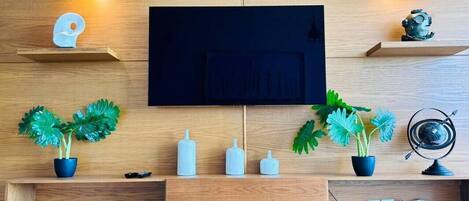 Elite Apartment, Multiple Beds, Ocean View | Living room