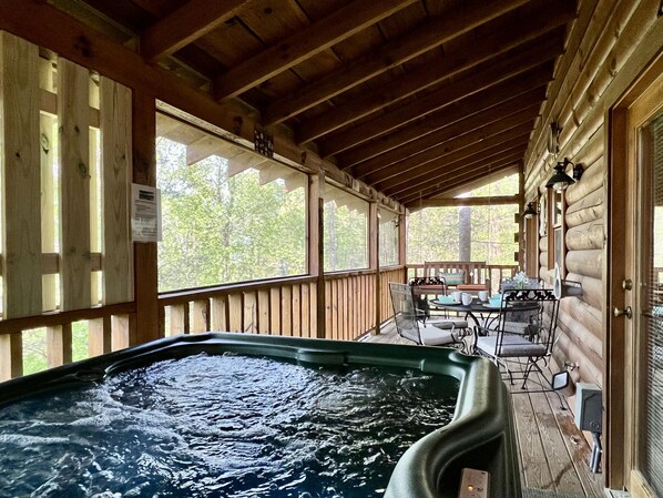 屋外ダイニングエリア