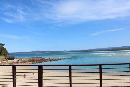 Sea Change on Tasman Street