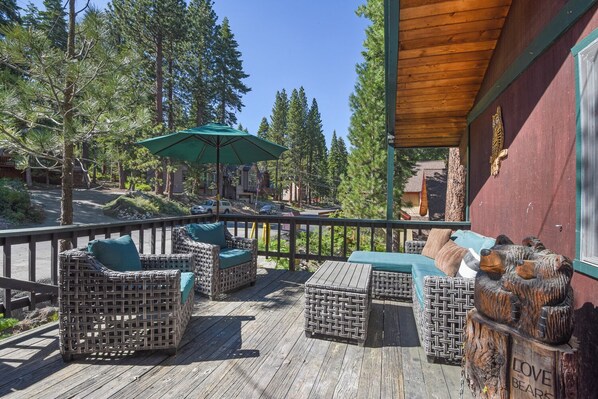 Property grounds - Family Friendly Cabin - Lake/Trails/Dogs Ok (Carnelian Bay)