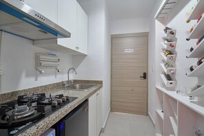 Fridge, microwave, stovetop, dishwasher - Cozy Studio Room WiFi and electricity included (Punta Cana)