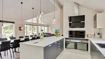 KĂžleskab, ovn, kogeplade, opvaskemaskine