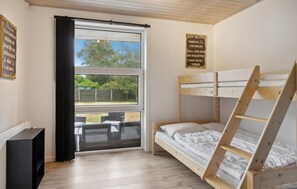 3 عدّة غرف نوم ومكواة/لوح كي وسرير سفر وواي فاي مجانًا