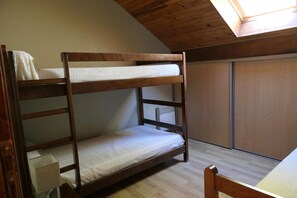 2 bedrooms, WiFi