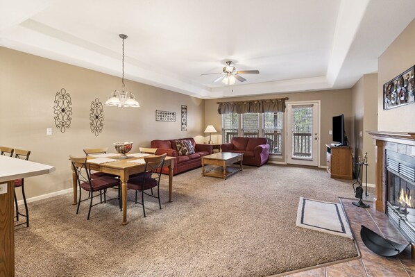 Smart TV, fireplace, DVD player