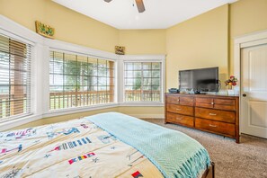 5 makuuhuonetta, silitysrauta/-lauta, ilmainen Wi-Fi, vuodevaatteet