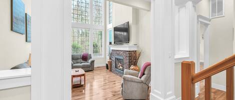 Smart TV, fireplace, video games, DVD player