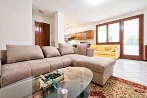 35-inch Smart TV with digital channels - Villa Jolly Venezia (Mestre)