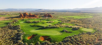 Red Rock Oasis: Private Pool + Sand Dunes + Golf
