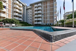 A heated pool - Appartamento Vera Residence 101 - Carraro Immobiliare Jesolo (Lido di Jesolo)
