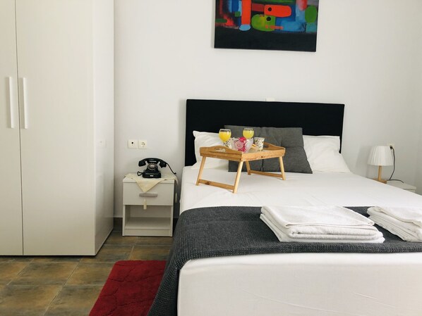 2 Schlafzimmer, Bügeleisen/Bügelbrett, WLAN, Bettwäsche