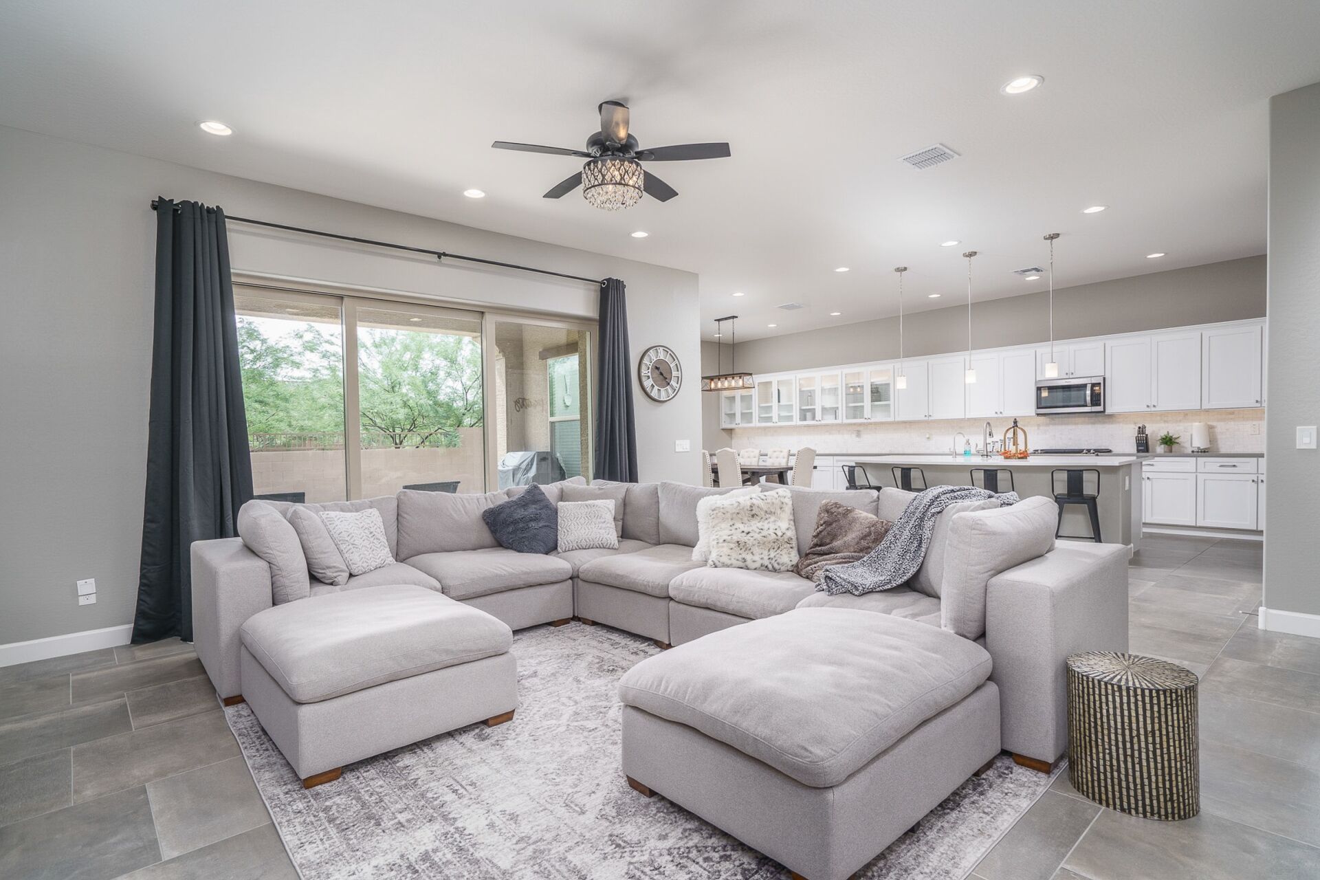 Family Friendly Desert Foothill Retreat- Sleeps 6