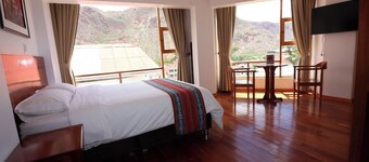 เอล โซล โฮเทล อูรูบัมบา