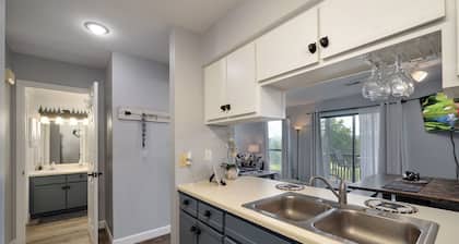 Black Bear Condo w/ Golf View, next to Pools & Clubhouse, in Gated Community