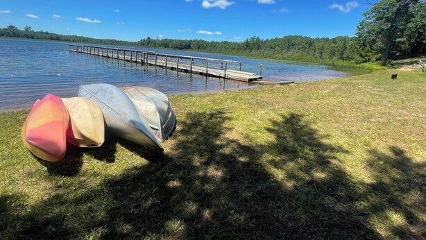 Beach - Mini Cabin Paradise -15 individual cabins with Access to Private Lake (Lake)