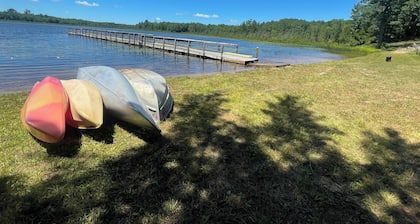 Mini Cabin Paradise -15 individual cabins with Access to Private Lake