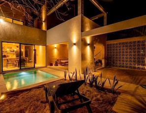Terrace/patio - !!Beautiful 2 BDRM  Villa with Pool  a few steps from the sea!! (Telchac Puerto)