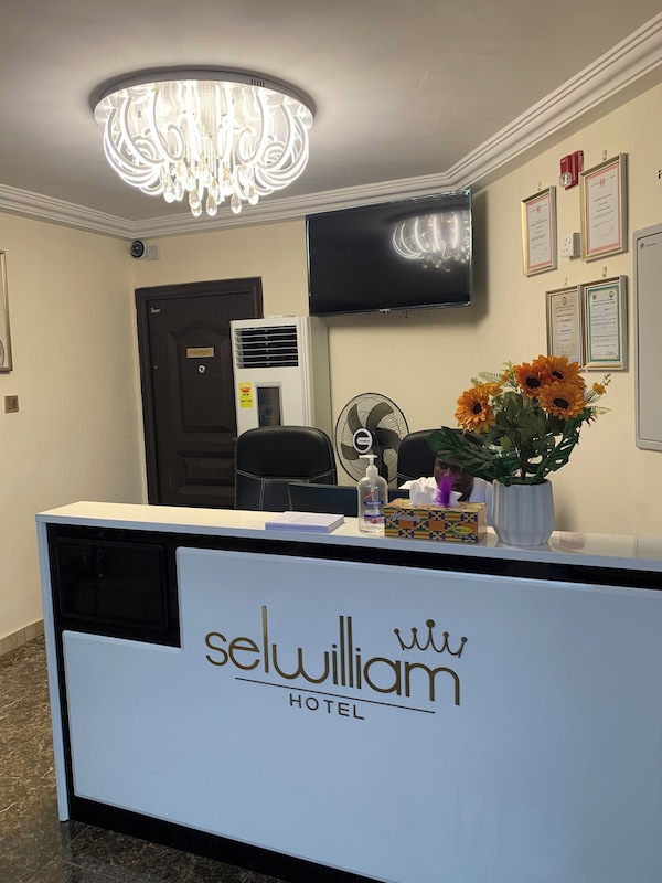 Selwilliam Hotel - Accra