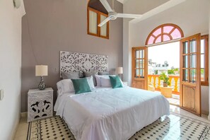2 bedrooms, internet, bed sheets