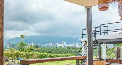Cozy Rural Retreat with Jacuzzi for Relaxation
