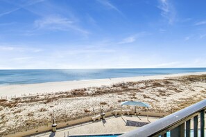 On the beach - Beachfront 1BR + Bunk Alcove @ Phoenix X • Sleeps 6 • Next to Flora-Bama (Orange Beach)