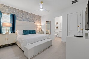 9 bedrooms, iron/ironing board, WiFi - Imagination at Reunion | 9 BR, Custom Built Theme Room, Game Room, Movie Theater (Kissimmee)