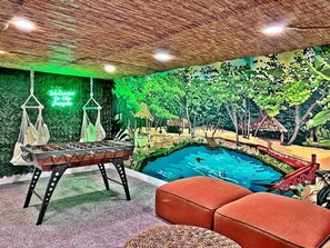 Games room - NEW: Tulum Theme|Hot Tub|Games|10 min to Downtown (Denver)