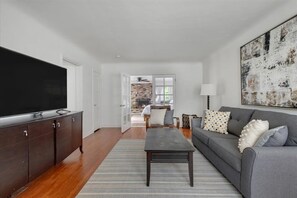 Téléviseur connecté, foyer