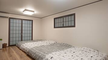 2 bedrooms, desk, iron/ironing board, WiFi (free)