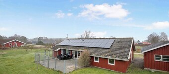 Einladendes Poolhaus mit Meerblick - Einladendes Poolhaus mit Meerblick