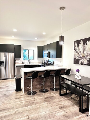 Modern condo in downtown Victor