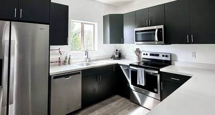 Modern condo in downtown Victor