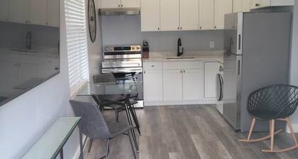Charming Guest House: Perfect Home Away from Home