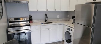 Charming Guest House: Perfect Home Away from Home