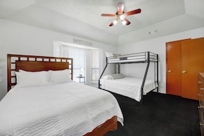 2 habitaciones, tabla de planchar con plancha, wifi y ropa de cama