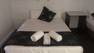 Schreibtisch, kostenloses WLAN