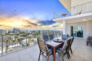 Balcony view - ZEN PINNACLE - 3BR Penthouse Retreat (Darwin)