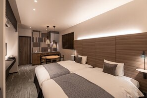 Economy Quadruple Room | Soundproofing, free WiFi, bed sheets - Hotel Liberte Kyoto Gojo (Kyoto)