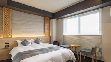 Quarto casal standard, para não fumantes | Ferros/tábuas de passar roupa, Wi-Fi de cortesia, roupa de cama