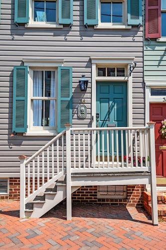 Elegant & Bright Historic Home 3BR/2,5BA, 2 kings, 1 queen, 5 min to USNA