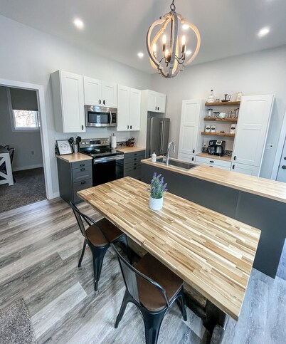 The Nest Guesthouse in Maple Creek