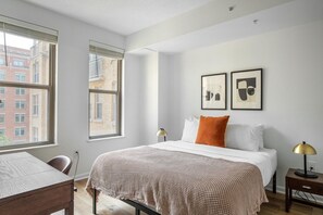 1 chambre, fer et planche Ă repasser, Wi-Fi, draps fournis