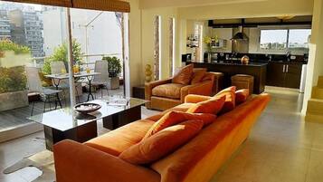 Smart TV, stereo