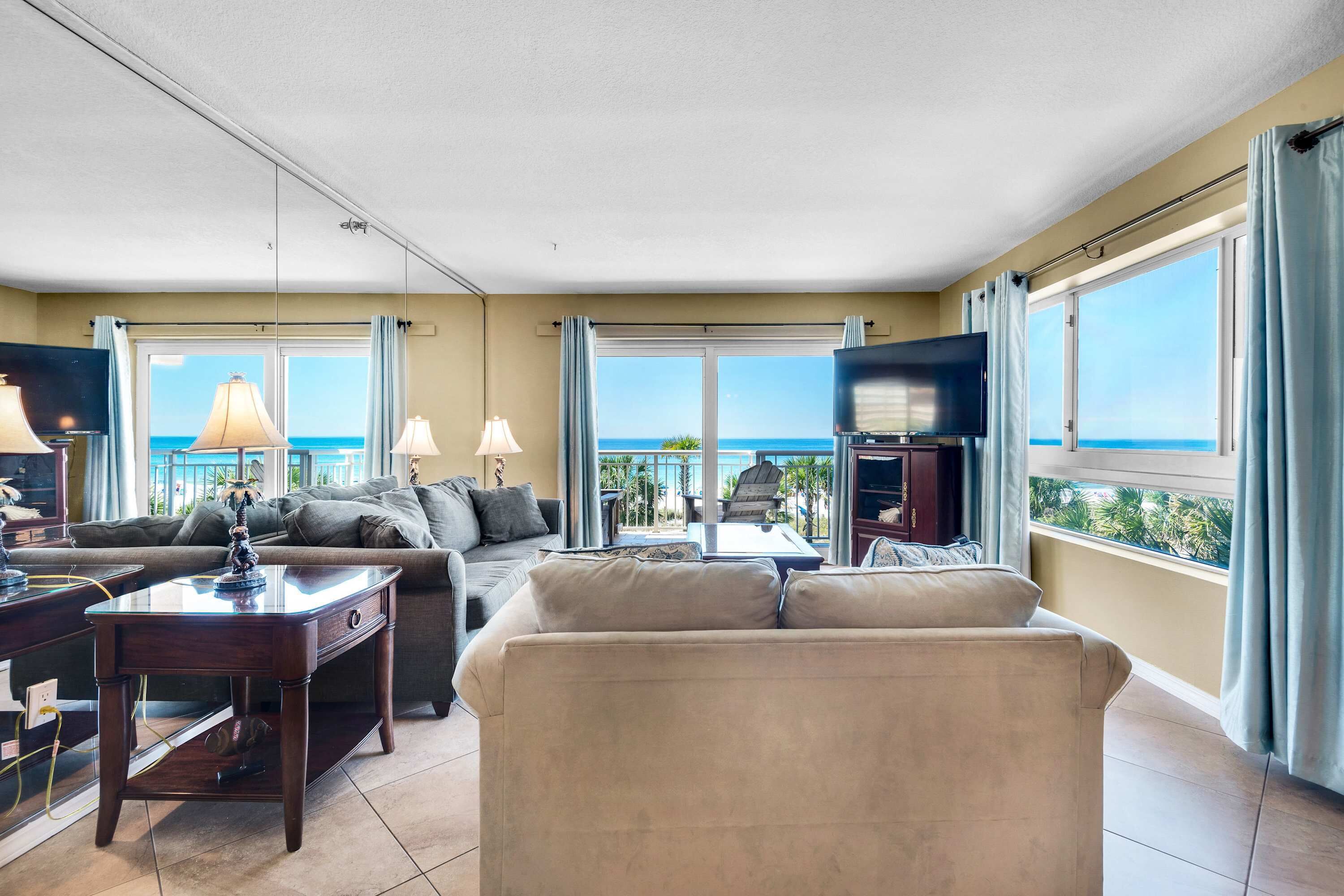 Smart TV, DVD player, offices