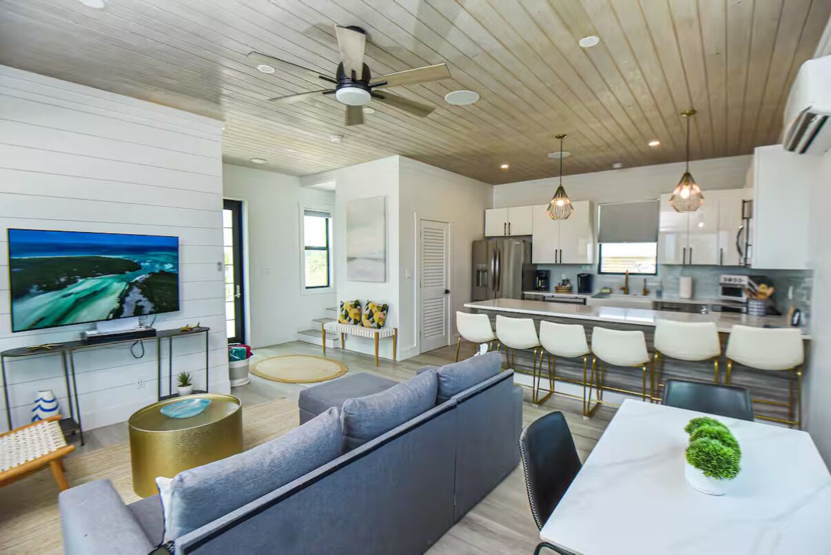 Smart-TV, Stereoanlage