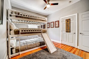 3 habitaciones, internet y ropa de cama
