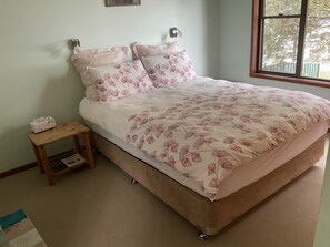 2 bedrooms, iron/ironing board