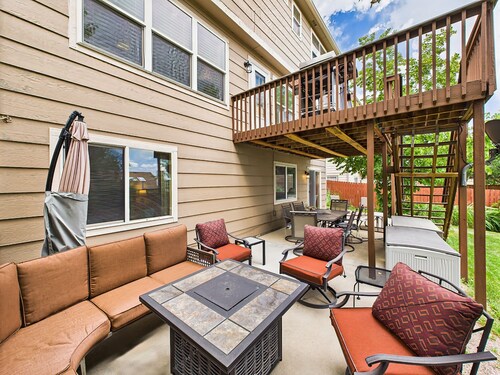 Airport Dream! 4 Bdrm Sleeps 10! Luxury Beds For Great Sleep! Park & Pickleball 