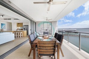 Panoramic-Apartment | Balkon